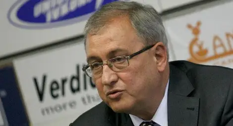 Владимир Кисьов: На полето на снабдяване с ваксини се водят и икономически войни