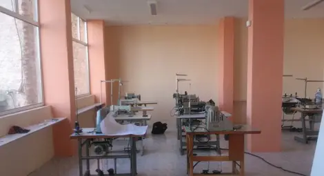 Шивачките, останали 6 м. без заплати: Работехме по 24 часа