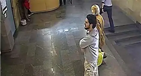 Виждали ли сте този мъж и тази жена? Полицията ги издирва за престъпление Виждали ли сте този мъж и тази жена? Полицията ги издирва за престъпление