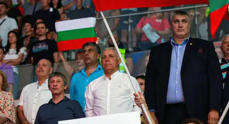 Вальо Йорданов и Христо Стоичков фенове на волейболните национали Вальо Йорданов и Христо Стоичков фенове на волейболните национали