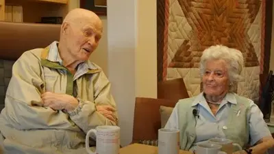 Вдовицата на астронавта Джон Глен почина от COVID-19 на 100-годишна възраст Вдовицата на астронавта Джон Глен почина от COVID-19 на 100-годишна възраст