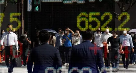 Световните фондови борси се сринаха