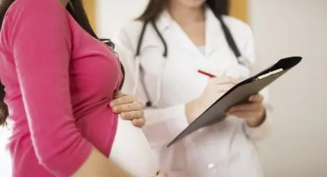 Куба успя да спре предаването на ХИВ от майка към дете