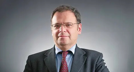 Министър Юлиян Попов ще посети Русе на 9 януари във връзка с проблема с миризмите в града