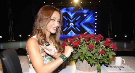 Кандидат в X Factor изненада Мария Илиева с червени рози