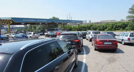Влизащите в България автомобили ще бъдат проверявани дали внасят месо за лична консумация.                                                                                                                                  Снимка: Архив &bdquo;Утро&ldquo;