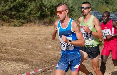 Християн Стоянов номер 1 на крос-кънтри до Пирдоп