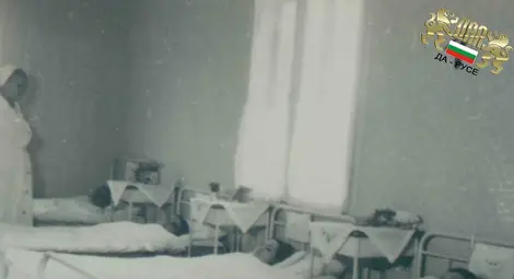 Архивни снимки припомнят закачките на Бабинден Архивни снимки припомнят закачките на Бабинден