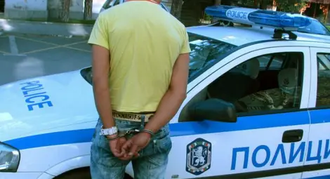 Психичноболен рани полицай в Шумен