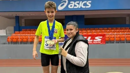 Децата в леката атлетика на &bdquo;Локо&ldquo; завършиха сезона с куп отличия