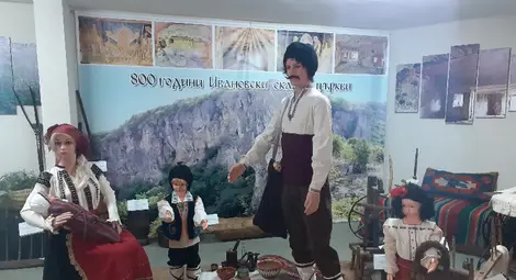 Читалището в Иваново обнови  етнографската си изложба