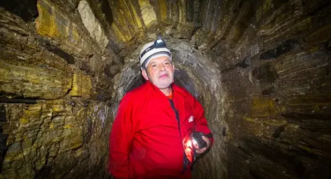 &bdquo;Половин век под земята&ldquo; - спелеологът Алексей Жалов представя книгата си музея в Русе