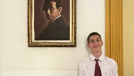 Двама ученици от Русе с пълна стипендия за обучение в космическия лагер в Измир