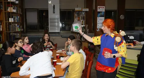 Нощ на Андерсен в русенската библиотека - изгубени в приказките