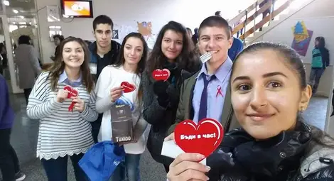 В шест училища в Русе отбелязаха  Световния ден за борба със СПИН