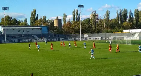 Дузпа: &bdquo;Дунав&ldquo; на кръстопът - с младоци не може, а пари за звезди няма