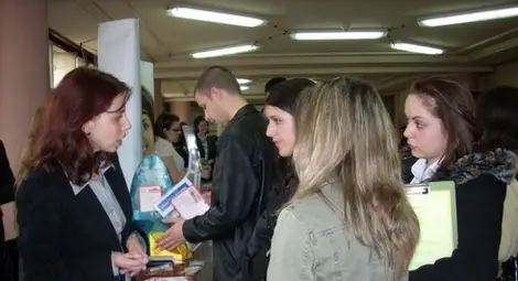 Три дни гимназиите ще представят най-доброто в центъра на града