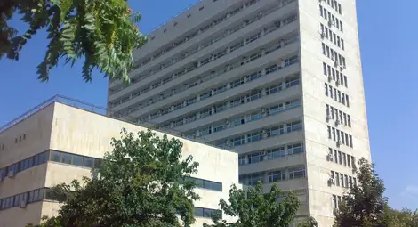 Болницата пак търси доставчик на храна