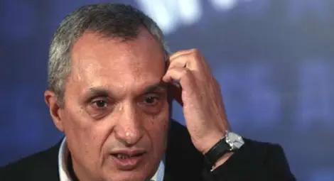 Обрат - Костов предложи на Надежда 12 листи