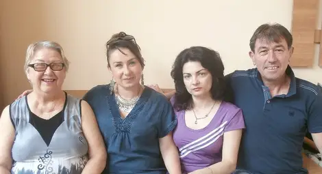 Милка Железарова, Милена Михова, Светлана Недкова и Добрин Райчев /отляво надясно/ са обединени от мисията с красивото и пълно със смисли име &bdquo;Зорница&ldquo;, на която са се посветили. Снимки: Авторът и личен архив