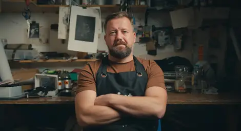 "Средна земя" - портрети на 10 вдъхновяващи българи под открито в Русе