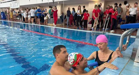 Теодор Цветков взе участие в благотворителен турнир по плуване за деца с физически и интелектуални увреждания