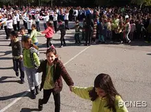 267 753 деца у нас растат без родители