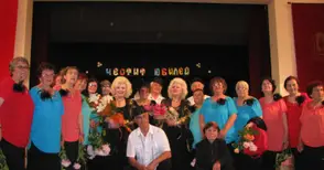 Певиците от ветовската „Детелина“ празнуваха 15-годишен рожден ден