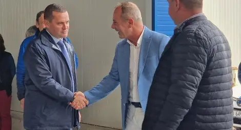 Пенчо Милков: Български и чужди компании избират Русе за инвестициите си. Това е добър знак за икономиката ни Пенчо Милков: Български и чужди компании избират Русе за инвестициите си. Това е добър знак за икономиката ни