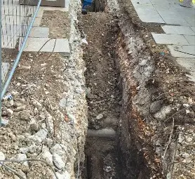 137 години по-късно - основите на &bdquo;Джами и джедит&ldquo; излязоха при ремонт на площада