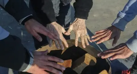 Мигранти си направиха лагер на 15 мин. от ЕК