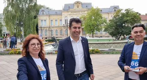 Кирил Петков: Рена Стефанова не само обича Русе, но ще е близко до хората, защото е добър човек