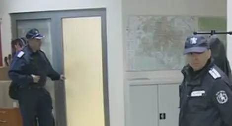 Нахлуват да спират сървърите на TV7