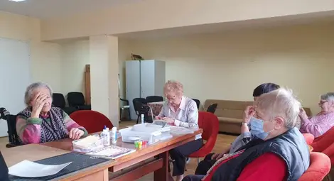 Много усмивки, спомени и топлота в първата Валентино-Творителница в Дом за стари хора „Възраждане“ Много усмивки, спомени и топлота в първата Валентино-Творителница в Дом за стари хора „Възраждане“