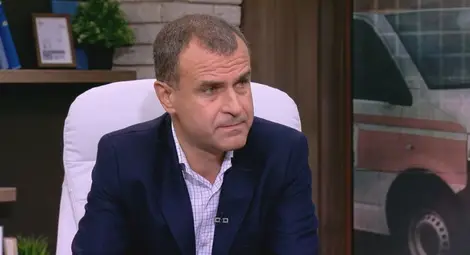 Бащата на изоставеното от линейката дете Йордан Иванов в студиото на бТВ.  Снимка: бТВ