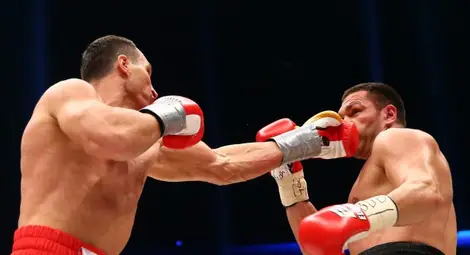 Кобрата честити на Кличко и поиска реванш Кобрата честити на Кличко и поиска реванш