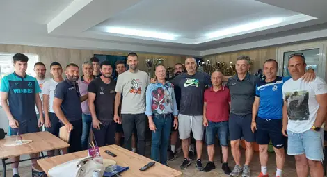 Никога за спорта в Русе не е правено толкова много, колкото при управлението на ГЕРБ, каза Бедрос Пехливанян на среща с треньори от СК &bdquo;Дунав&rdquo;