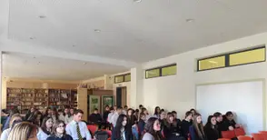 И публиката ще връчи отличие на  финала на ораторския конкурс на „Теосис“