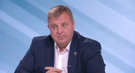 Каракачанов: Президент и премиер да седнат на една маса и най-накрая да начертаят пътя на България