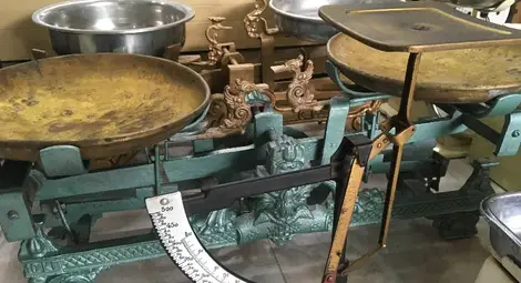 Музеят изследва колекция от кантари от три века