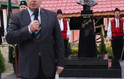 Екзарх Йосиф почете Ботев и героите на българската свобода и независимост с паметник на поета-революционер /галерия/