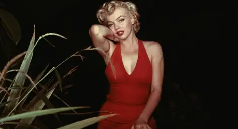 Мерилин Монро става рекламно лице на козметичен гигант