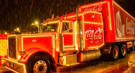 Коледният камион на „Кока-Кола“ пристига в Русе на 11 декември Коледният камион на „Кока-Кола“ пристига в Русе на 11 декември