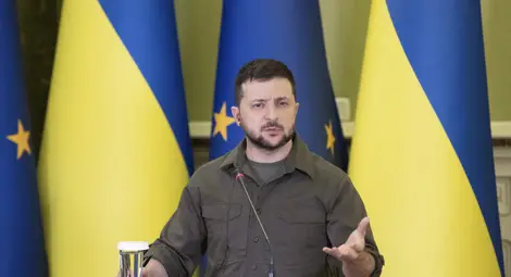 Зеленски: Ликвидирането на последните украински войски в Мариупол ще бъде край на преговорите с Москва