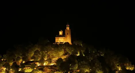 Русенски музиканти озвучават за пръв път на живо &bdquo;Звук и светлина&ldquo; на Царевец