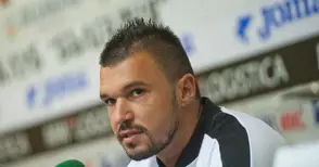 Божинов от „скуадрата“ до дъното със слабака „Тернана“