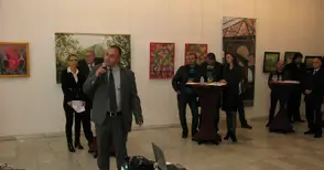 SG Express банк в Русе отбеляза  век и половина сред картини