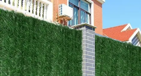 Видове декоративни огради за къщи и вили