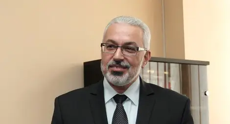 Семерджиев: Търсим допълнителен механизъм за поръчки за ваксините и за следващите 2 г. 