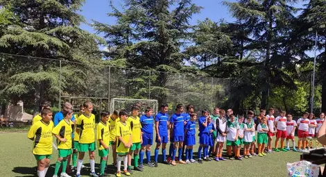 Учениците от Ценово първенци на общински футболен турнир Учениците от Ценово първенци на общински футболен турнир